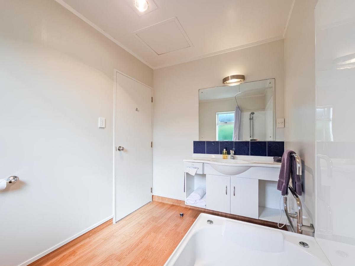 Captain Cook Motor Lodge Gisborne Eksteriør billede